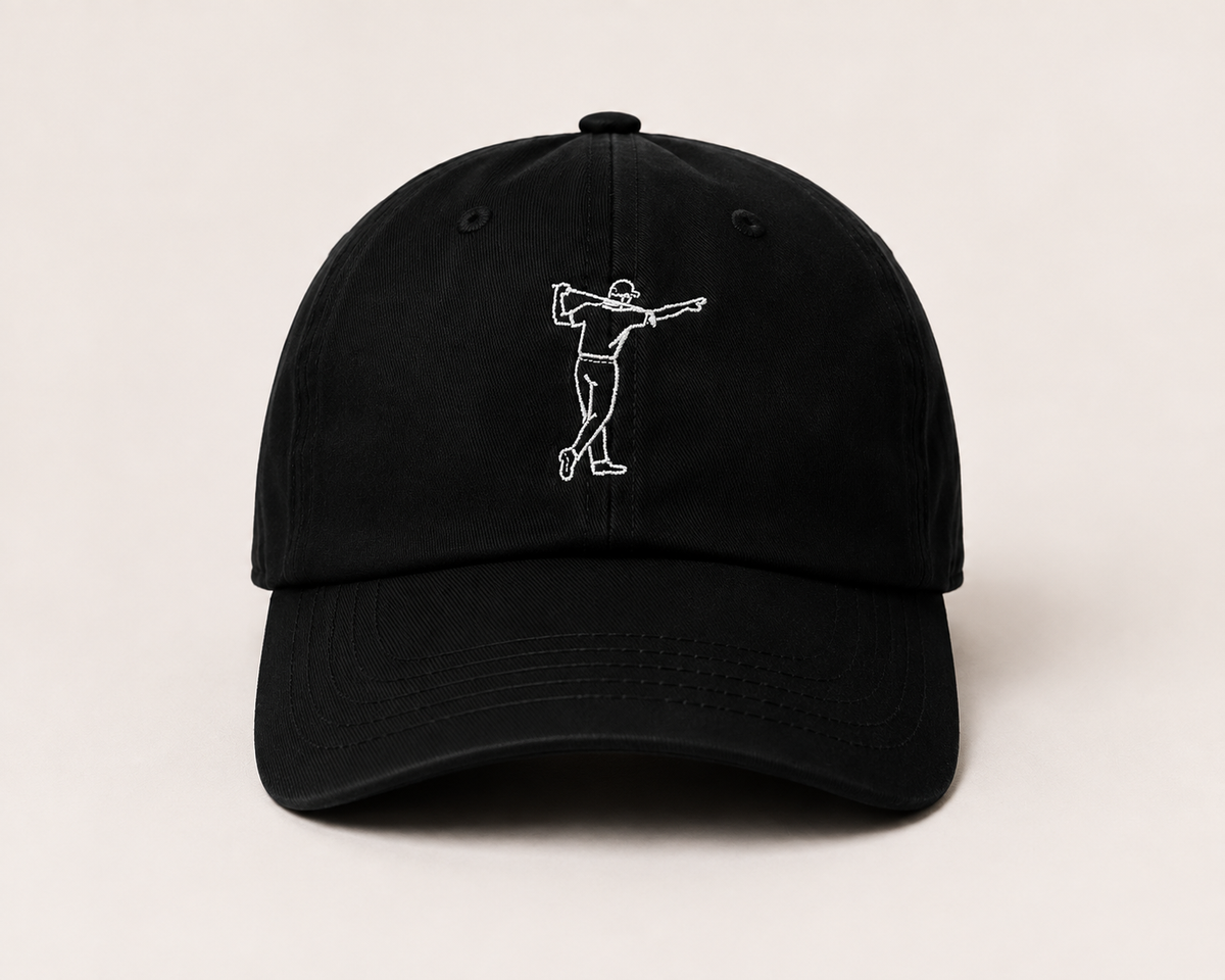 Svart golfkeps från FOA Golf med broderad golfare framtill