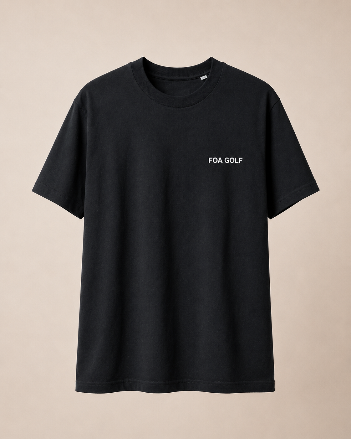 Svart golf T-shirt från FOA Golf sedd framifrån
